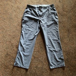 Under Armour Loose 40/30 Gray Golf Pants